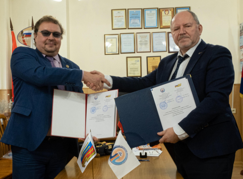 Подписана новая редакция Рекомендаций о едином порядке оплаты труда по тарифным ставкам (должностным окладам) работников электросетевого комплекса Российской Федерации