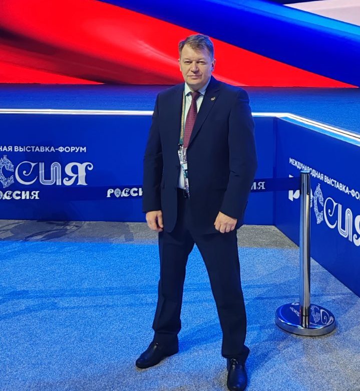 Сегодня в Москве. Юрий Шевчук от ТюмнМО ВЭП участвует во Всероссийском совещании профлидеров