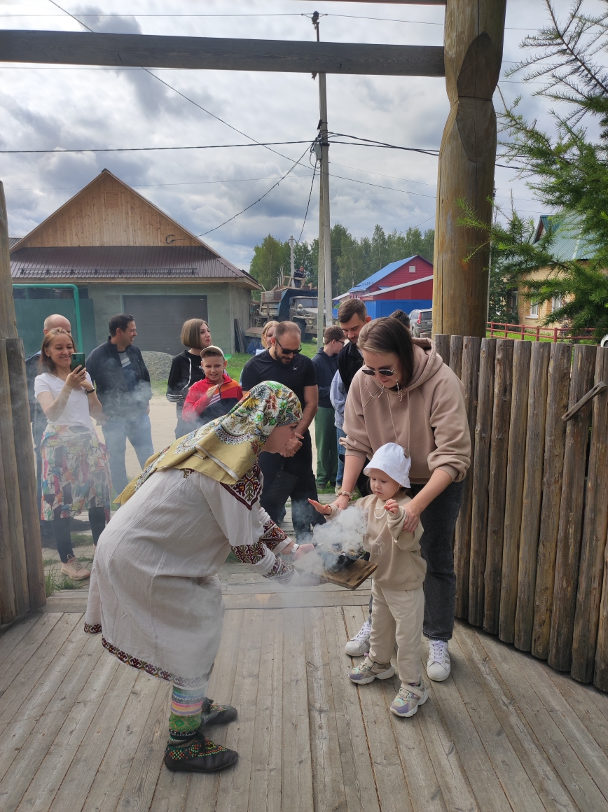 Земля, на которой мы живем. Международный праздник коренных малочисленных народов мира обогатил ППО Урайских электрических сетей знаниями