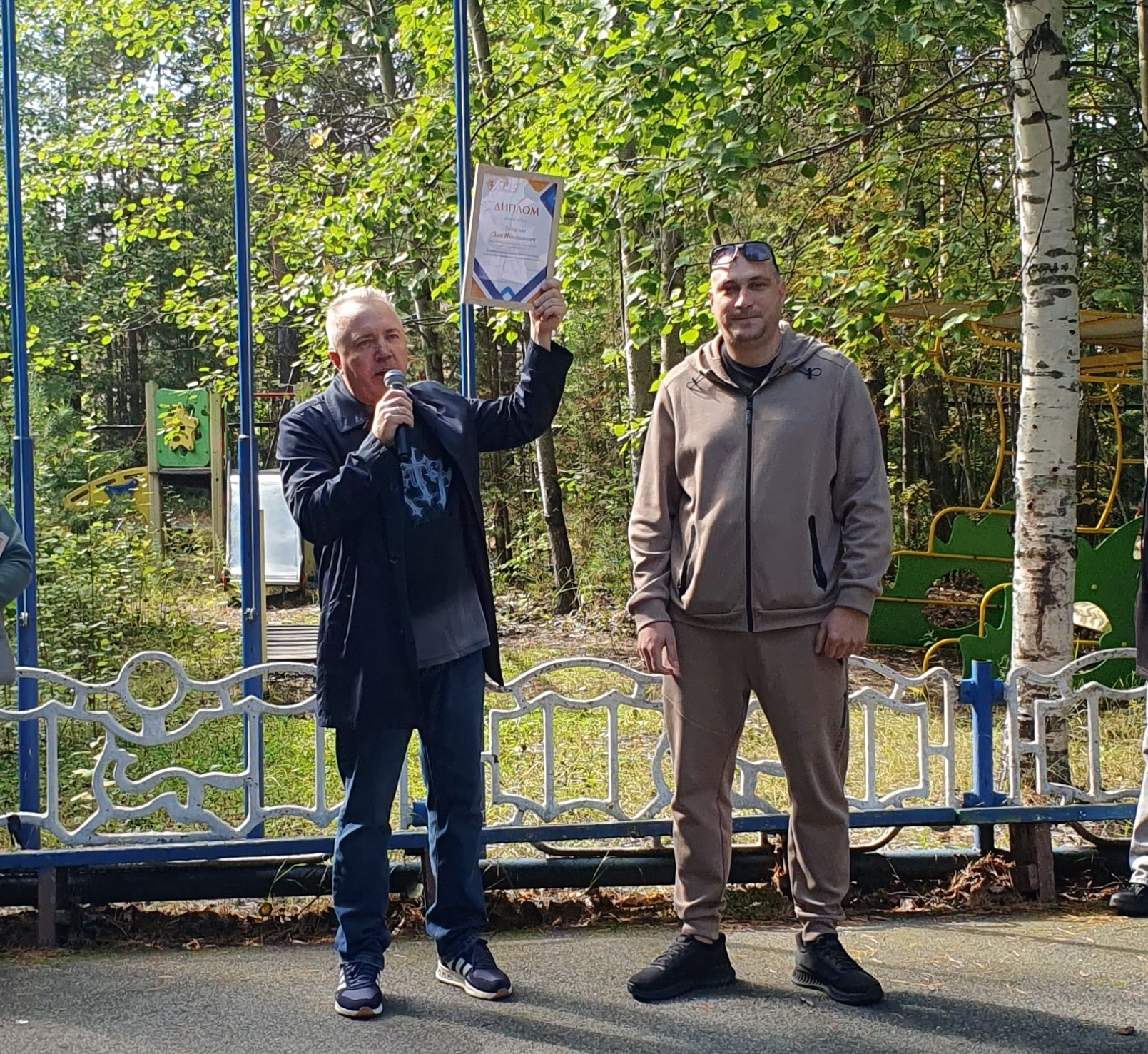 Турслёт от профсоюза: от семейного праздника до корпоративных побед и нового образа Сургутских районных электрических сетей